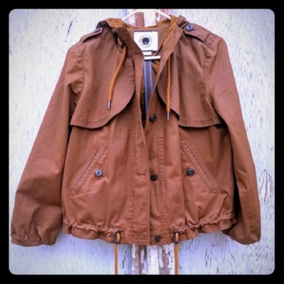 Daughters of the Liberation Camel Anorak Jacket - Picture 1 of 7